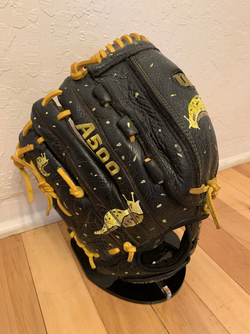 Wilson A500 11.5" Fast Pitch Glove - Banana Slugs